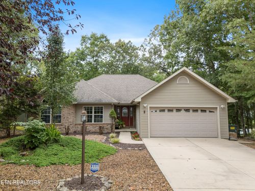 5 Cherokee Ct, Crossville, TN, 38572-6221 | Card Image