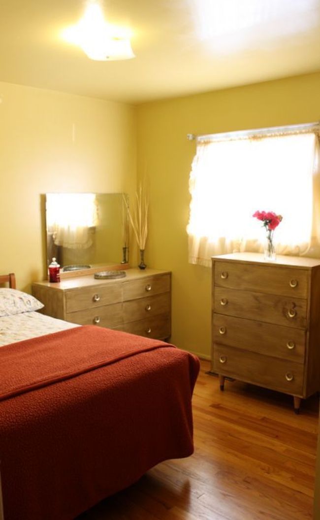 BR #3 W/ BEAUTIFUL REFINISHED HARDWOOD FLOOR! | Image 21