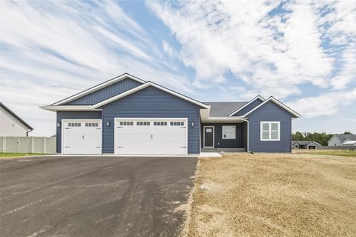 3635 113th St, Chippewa Falls, WI, 54729-6713 | Card Image