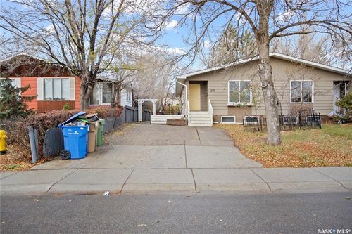 265 Magee Cres, Regina, SK, S4R6K8 | Card Image