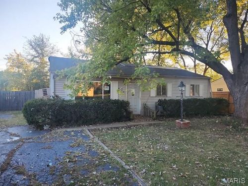 1402 Richard Dr, Cahokia, IL, 62206-2550 | Card Image