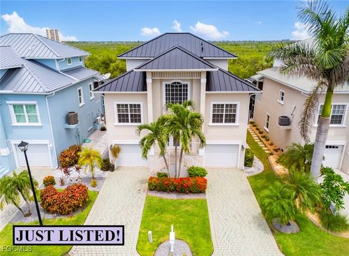 12220 Siesta Dr, FORT MYERS BEACH, FL, 33931-2328 | Card Image