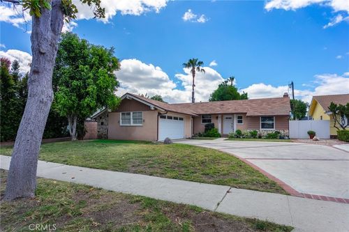 21000 Elkwood St, Canoga Park, CA, 91304-5120 | Card Image