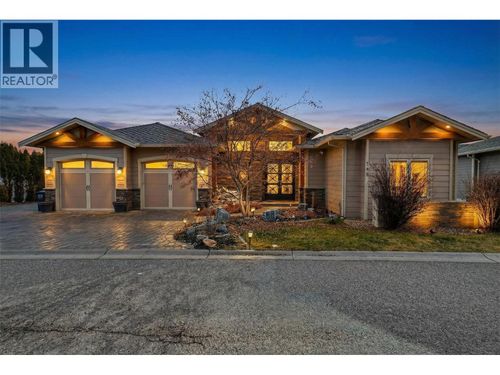 748 Traditions Cres, House with 6 bedrooms, 5 bathrooms and 5 parking in Kelowna BC | Card Image