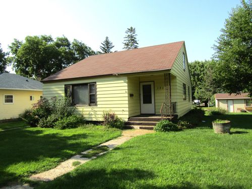 131 E Rooney Ave, Appleton, MN, 56208-1531 | Card Image