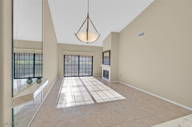 1026 - 2851 S Valley View Blvd, Townhouse with 2 bedrooms, 2 bathrooms and null parking in Las Vegas NV | Image 5