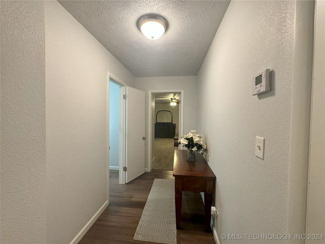 Access hall to Primary Suite | Image 23