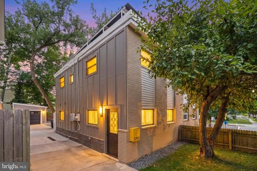 5703 Eads St Ne, WASHINGTON, DC, 20019-6922 | Card Image