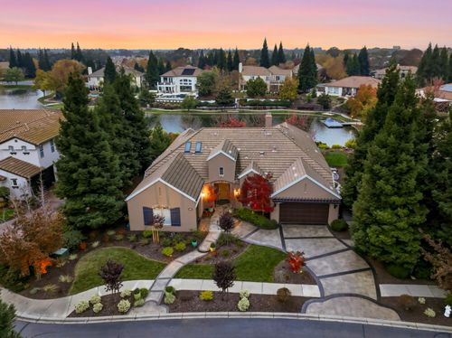 8720 Oakmere Ct, Roseville, CA, 95747-6391 | Card Image