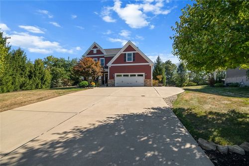 100 Wickerham Dr, Mars, PA, 16046-2242 | Card Image