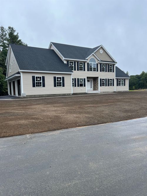 9 Cornstalk Ln, Pelham, NH, 03076-5312 | Card Image