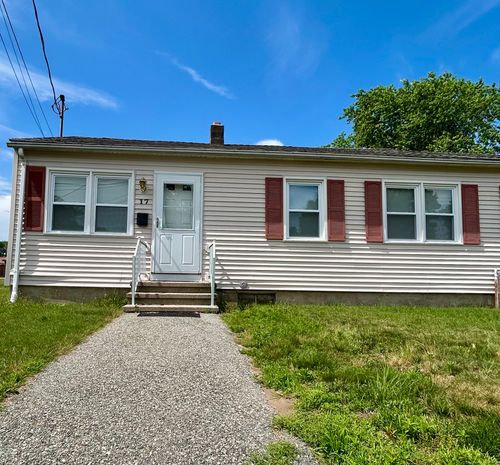 17 Oakland Ct, Groton, CT, 06340-4710 | Card Image