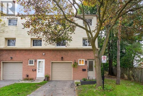126-1915 Denmar Road, Pickering (Village East), ON, L1V3E1 | Card Image