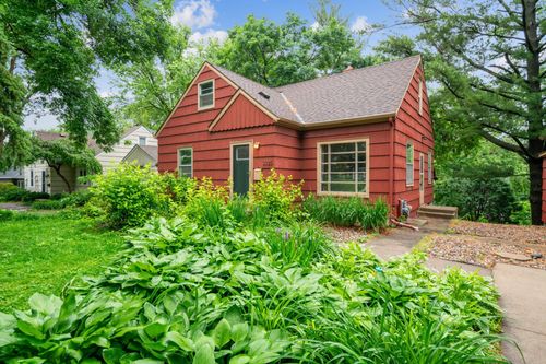 3025 Rhode Island Ave S, Saint Louis Park, MN, 55426-3654 | Card Image