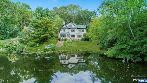 12 Overlook Rd, Mountain Lakes, NJ, 07046-1509 | Card Image