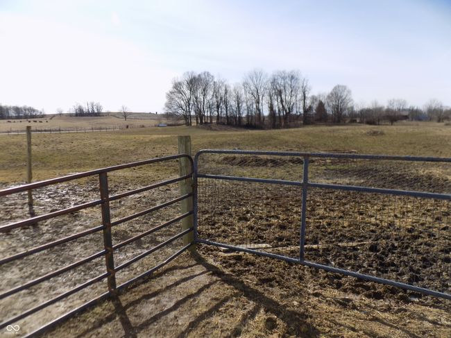 View SW From Rear Barn Door | Image 23