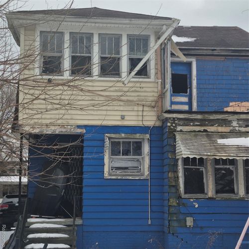 2536 Leslie St, Detroit, MI, 48238-3586 | Card Image