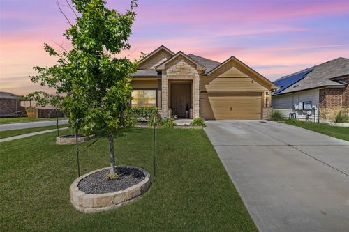 201 Yemen Rd, Taylor, TX, 76574-4268 | Card Image