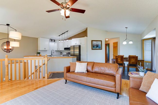 9-web-or-mls- 13385-179-12-Ave-NW-Interior-04.jpg | Image 8