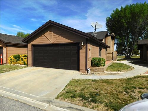 21319 Conklin Ct, California City, CA, 93505-2200 | Card Image