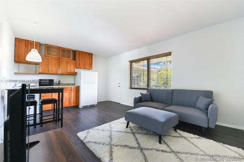 apt-17-345 Michigan Ave, Miami Beach, FL, 33139-6866 | Card Image