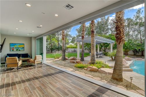 7417 Doe Ave, Las Vegas, NV, 89117-1445 | Card Image