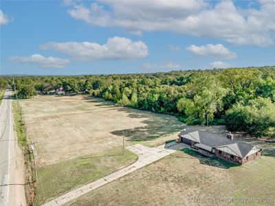 23095 W Highway 16 Highway, House other with 4 bedrooms, 3 bathrooms and null parking in Bristow OK | Image 2