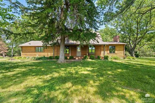 25297 Windy Hill Rd, Maple Hill, KS, 66507-8547 | Card Image