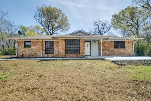 1112 Swanson Dr, Palestine, TX, 75801-5352 | Card Image