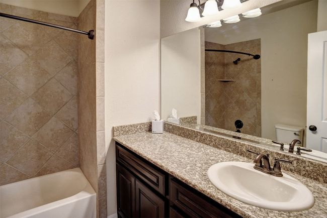 Hall bath | Image 24
