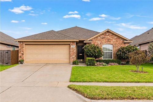 2117 Spoonbill Dr, Corpus Christi, TX, 78414-3024 | Card Image