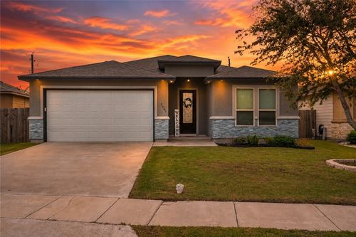 3041 Neches Dr, Corpus Christi, TX, 78414-4413 | Card Image