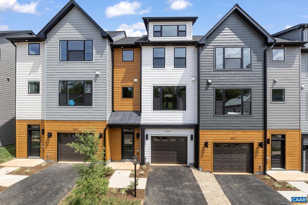 Horizon Rd, Charlottesville, VA 22902