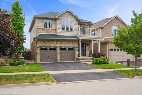 42 Chestnut Dr, Grimsby, ON, L3M0B9 | Card Image