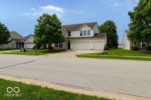 3508 Limelight Ln, Whitestown, IN, 46075-9751 | Card Image