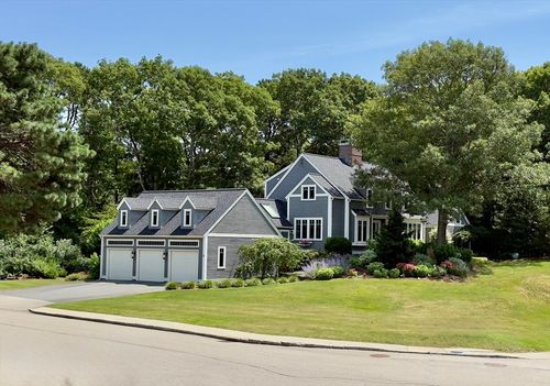 2 Bay Cliff Cir, Plymouth, MA, 02360-1458 | Card Image