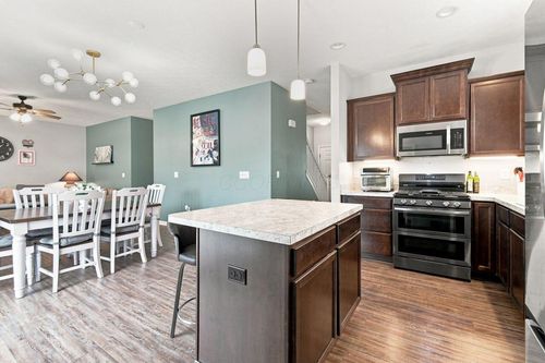 182 Mannaseh Dr W, Granville, OH, 43023-7506 | Card Image