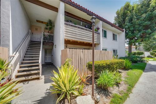 h3-2511 W Sunflower Ave, Santa Ana, CA, 92704-7506 | Card Image