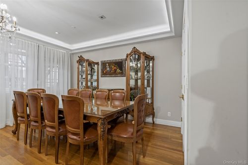 7l-555 Flushing Avenue, New York, NY, 11206 | Card Image