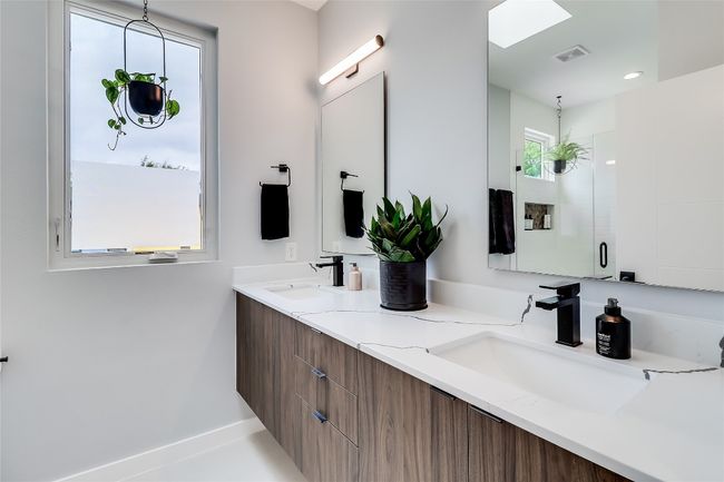 UNIT-2105 - 2108 Tillery St, House other with 2 bedrooms, 3 bathrooms and 1 parking in Austin TX | Image 21