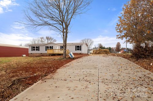 135 Rock Olive Dr, Rockwell, NC, 28138-6785 | Card Image