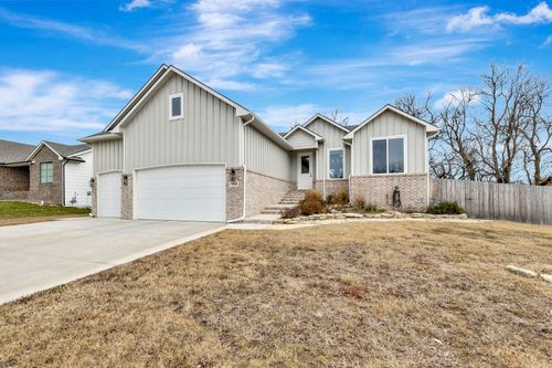 1524 S Meadowhaven St, Andover, KS, 67002-7703 | Card Image