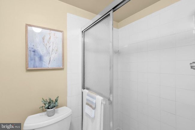106-30 - 114 Duvall Ln, Condo with 2 bedrooms, 2 bathrooms and null parking in GAITHERSBURG MD | Image 18