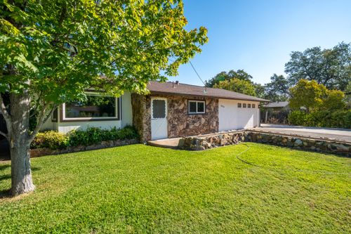 1654 El Dorado Way, Redding, CA, 96002 | Card Image
