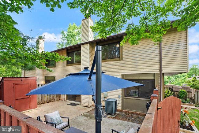 10627 Summer Oak Ct, Townhouse with 4 bedrooms, 3 bathrooms and null parking in BURKE VA | Image 20