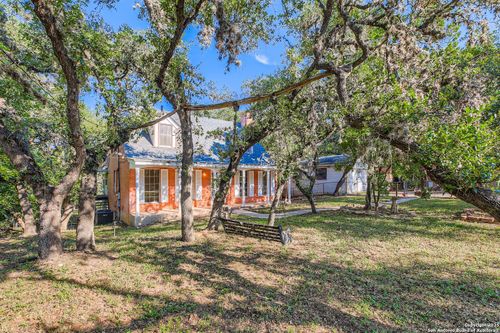 17685 Morningside Dr, Helotes, TX, 78023-3138 | Card Image