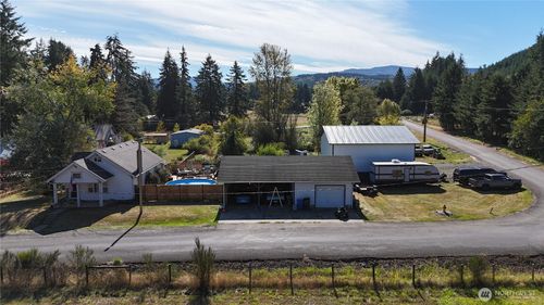 103 4th Ave, Pe Ell, WA, 98572-9719 | Card Image