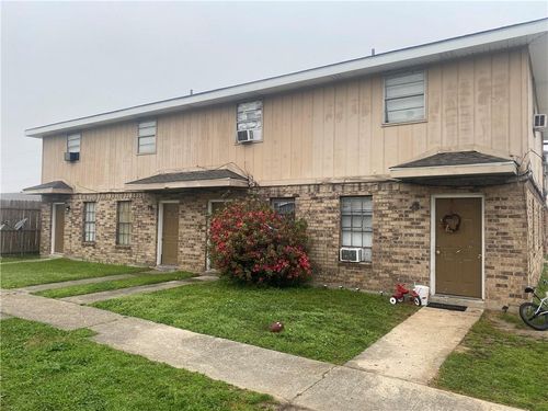 534 Evangeline Ct, La Place, LA, 70068-3996 | Card Image
