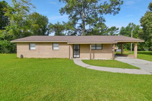 42542 Us Highway 96 S, Buna, TX, 77612-3401 | Card Image