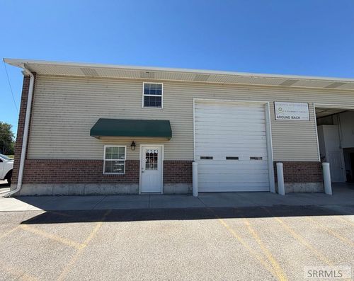 1664 Woodruff Park, Idaho Falls, ID, 83401-3330 | Card Image